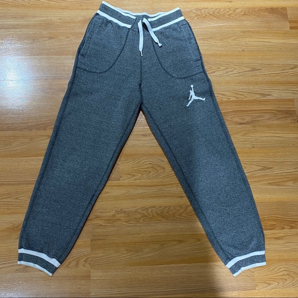 Nike Jordan’s Grey Sweat Pants Men’s Size Small